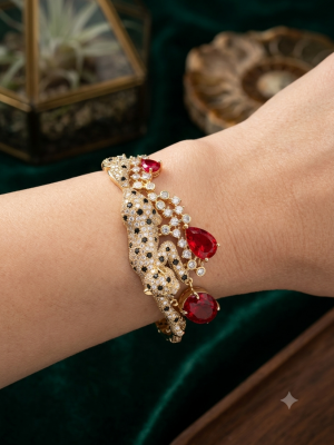 Copper bracelet with leopard design